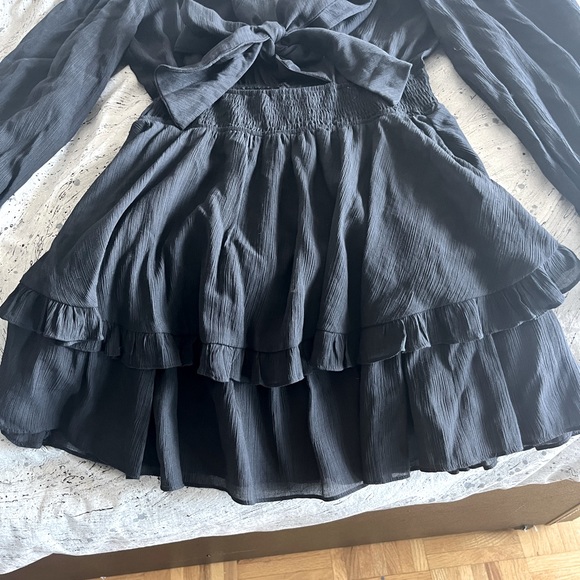 Zulu + Wolfe Tie Up Dress - Picture 4 of 5